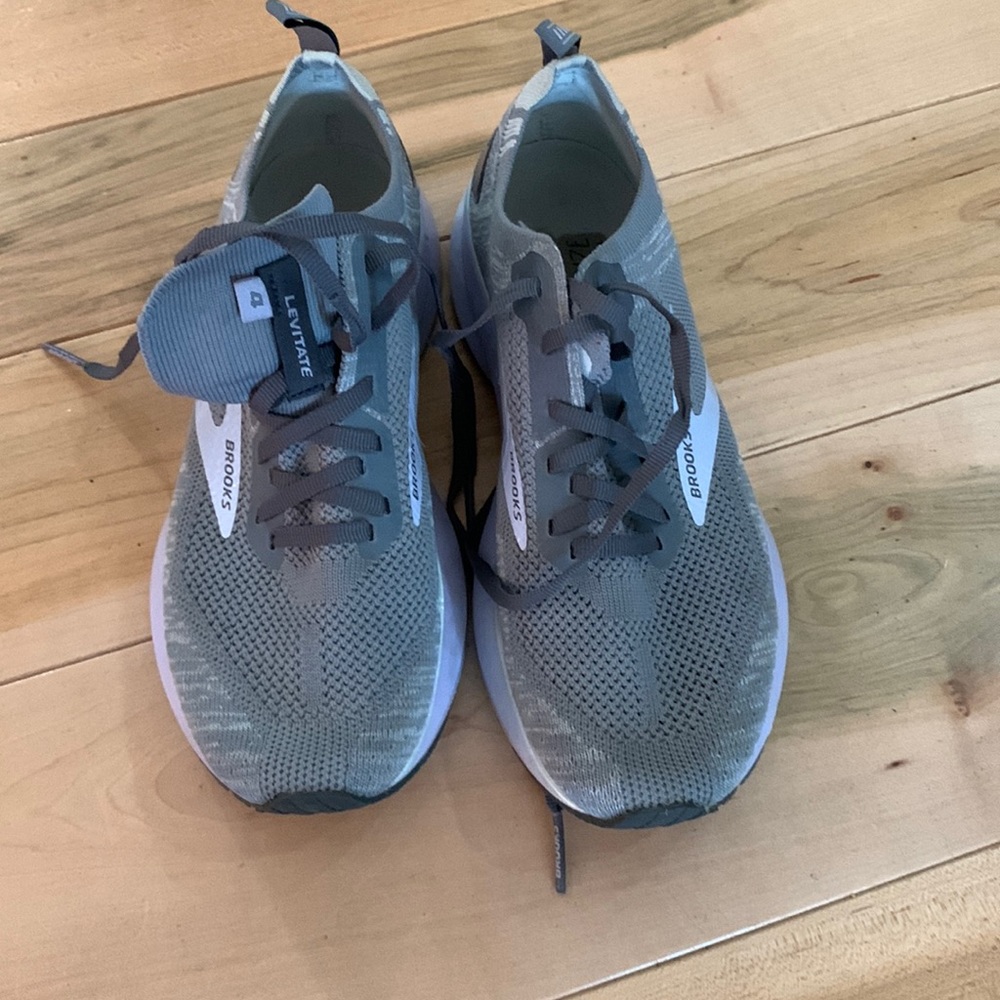 Running shoes